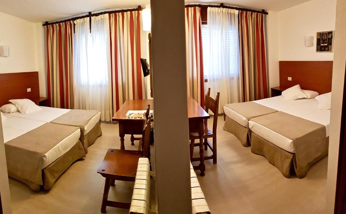 Hotel Torres Touriño - Housity