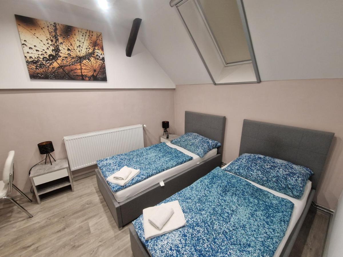 Apartmány pod Klášterem - Housity