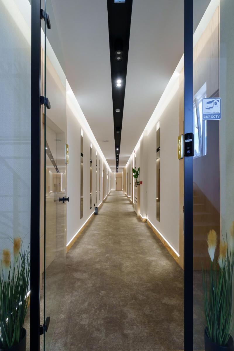 Move In Aparthotel - Housity