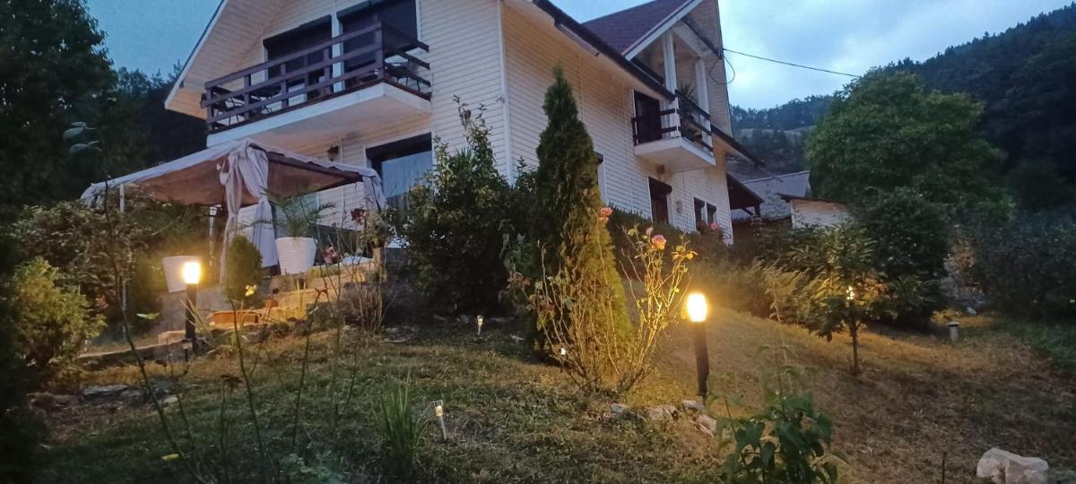 Casa Irina - Housity
