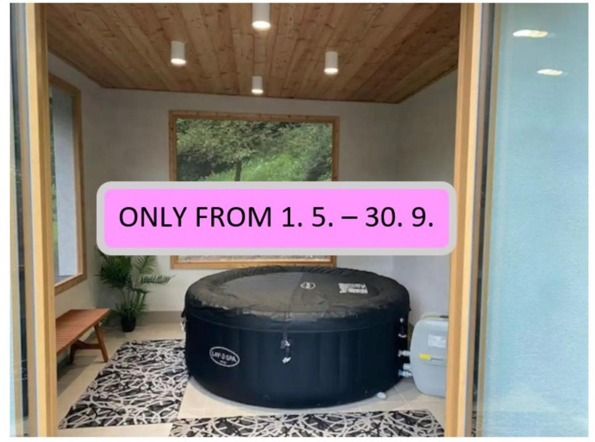 Chalet Letnik - Housity