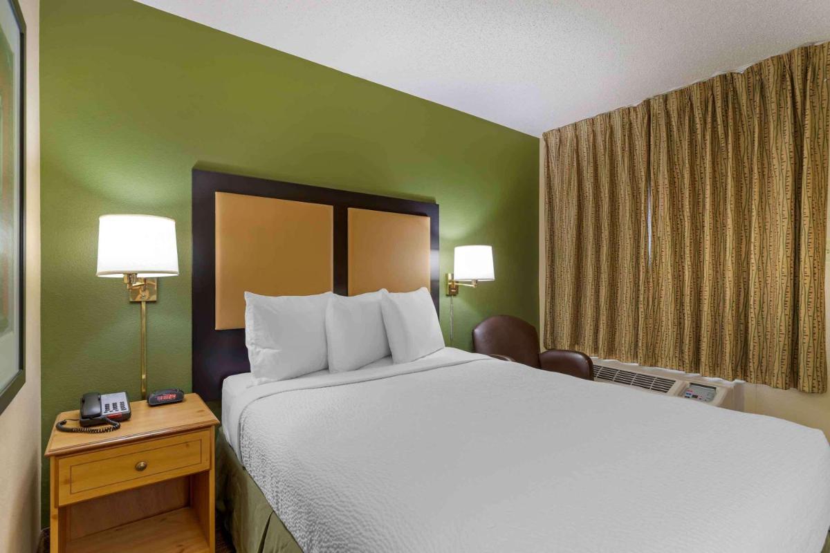 Extended Stay America Select Suites - Denver - Cherry Creek - Housity