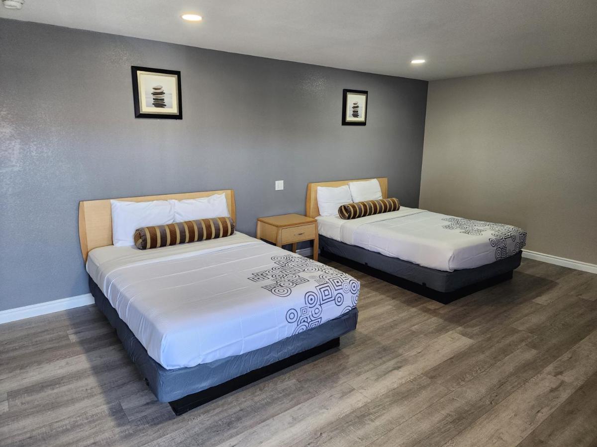 Star Inn On Route 66, Barstow - Housity