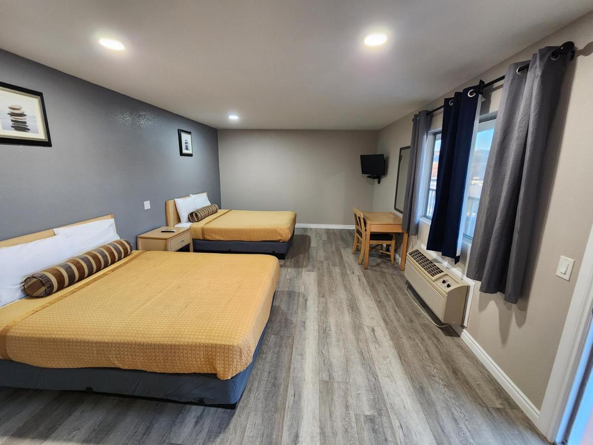 Star Inn On Route 66, Barstow - Housity