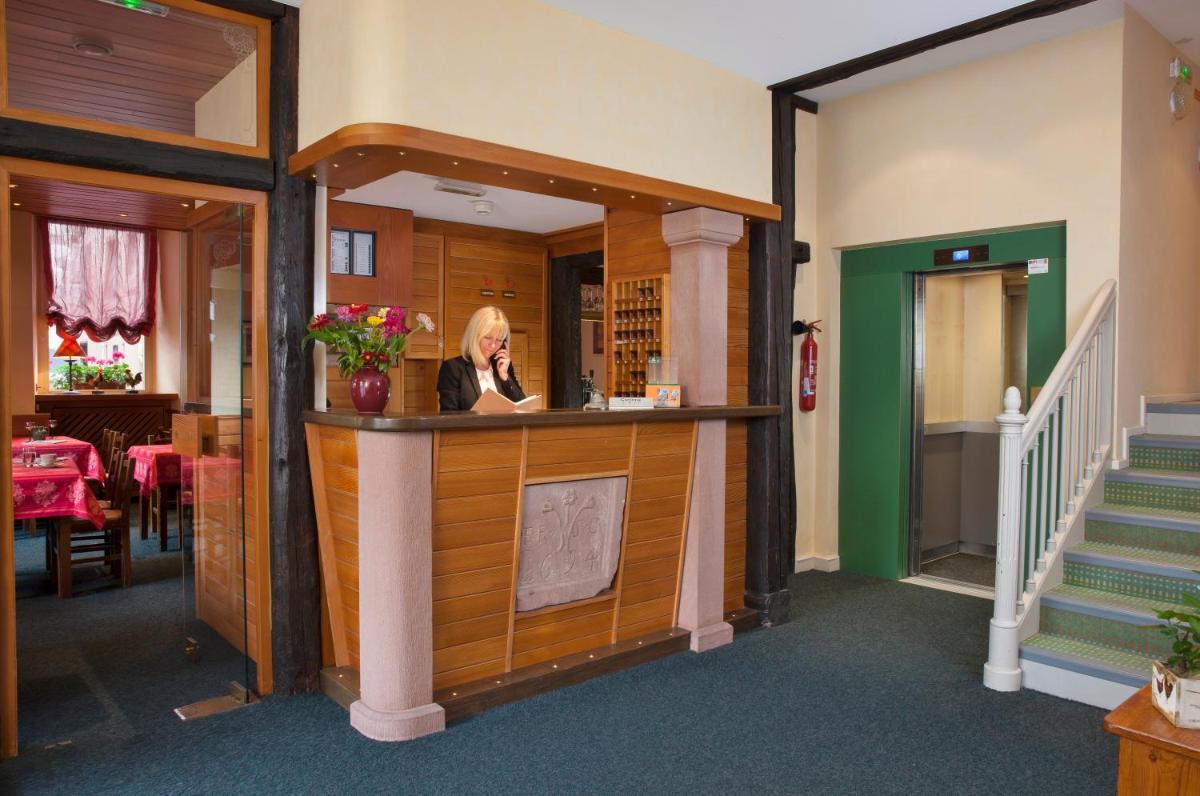 Photo de la galerie de l'établissement Logis Hôtel de la Tour, à Ribeauvillé