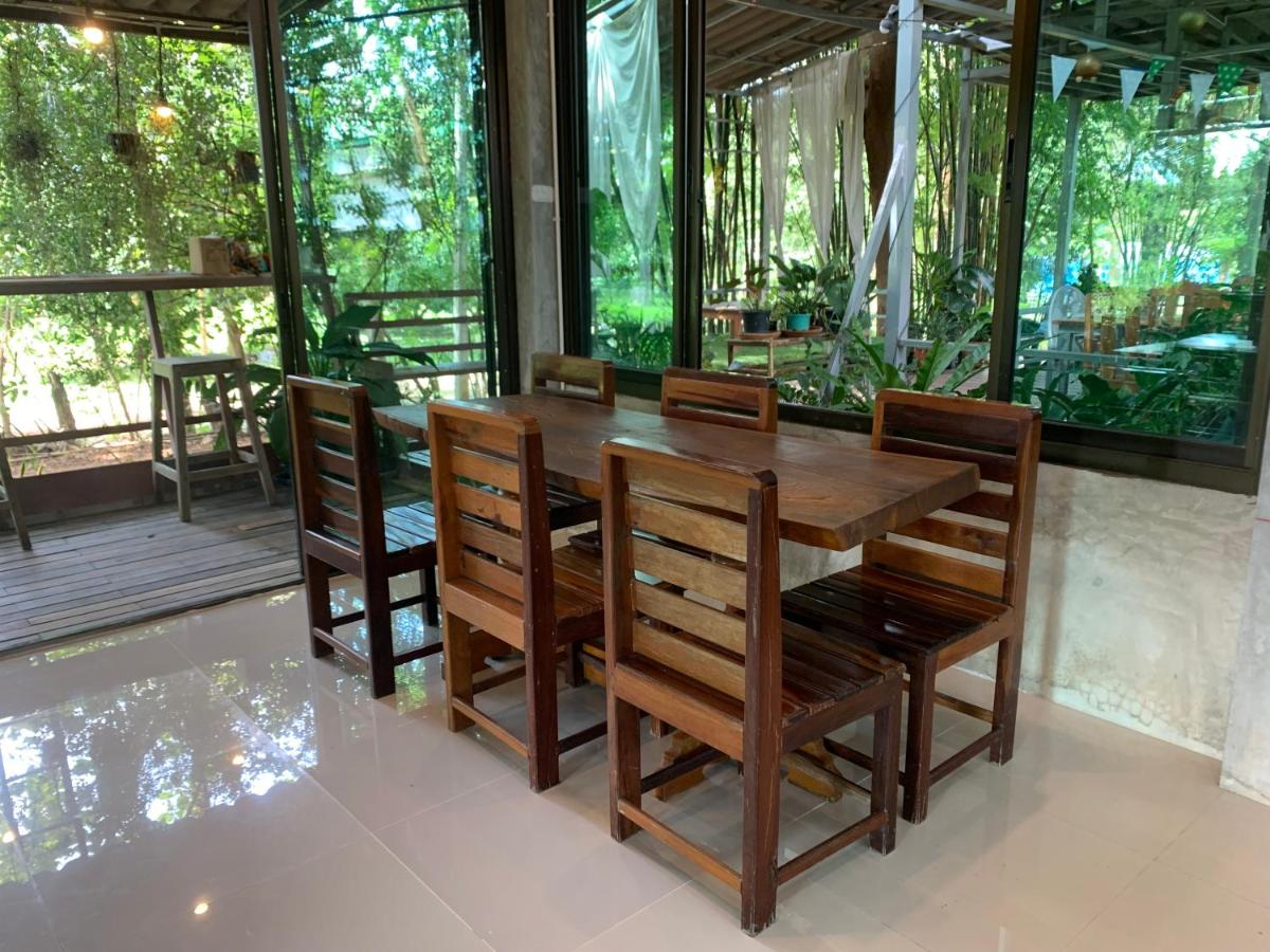 Baan Suan Duang Porn Resort - Housity