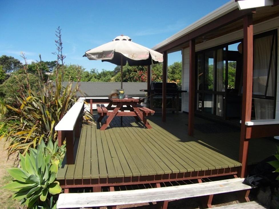 Relax at Pauanui - Pauanui Holiday Home - Housity