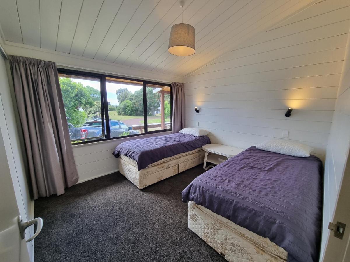 Relax at Pauanui - Pauanui Holiday Home - Housity