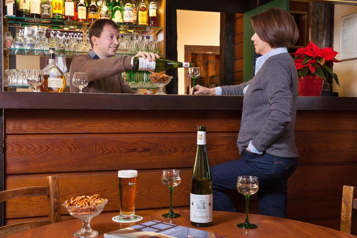 Boissons dans l'établissement Logis Hôtel de la Tour