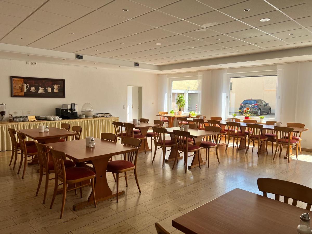 Hotel Fantasie - Housity