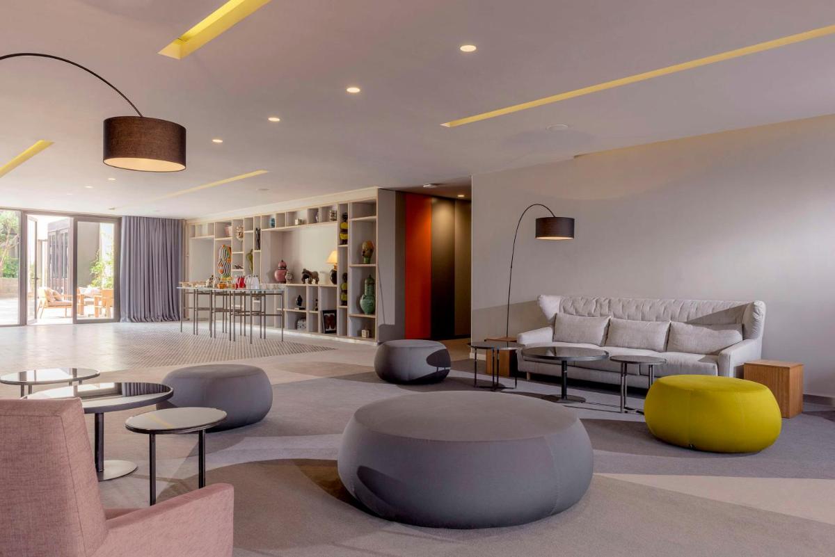 Radisson Blu Marrakech, Carré Eden - Housity