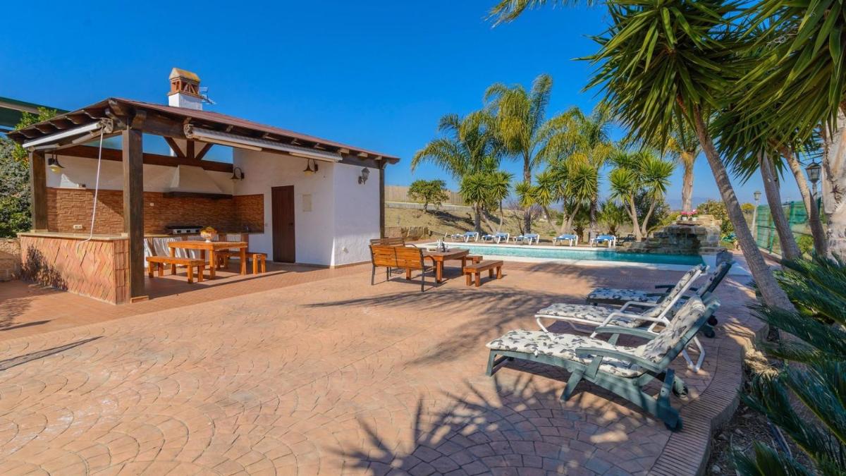 Villa Quilin Alhaurín el Grande by Ruralidays - Housity