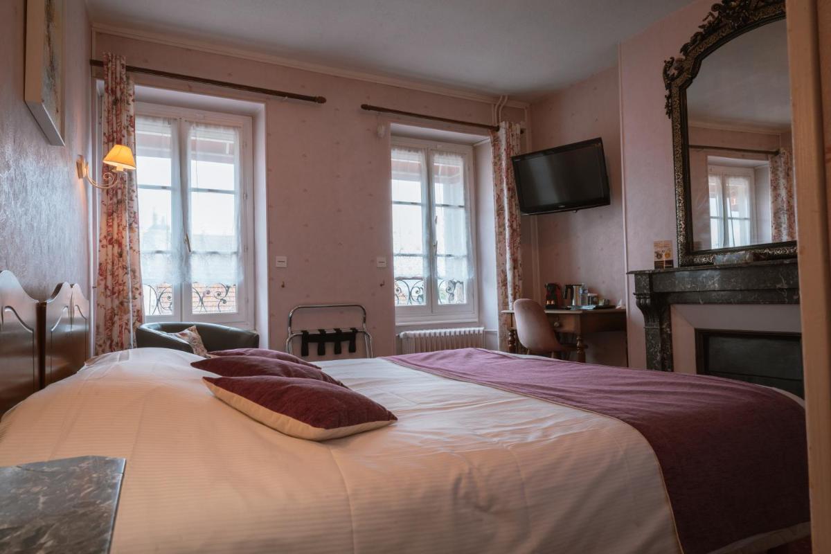 Hôtel De La Ferté - Housity
