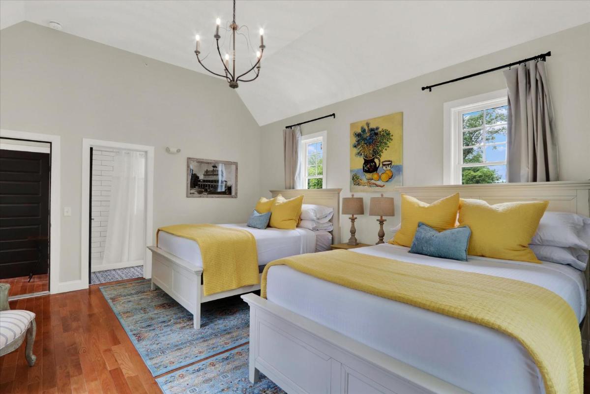 The South Mountain Inn - Housity