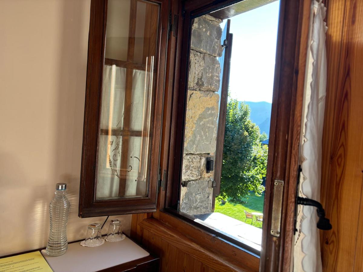 El Xalet de Taüll Hotel Rural - Housity