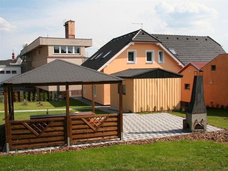 Villa Amenity - Housity