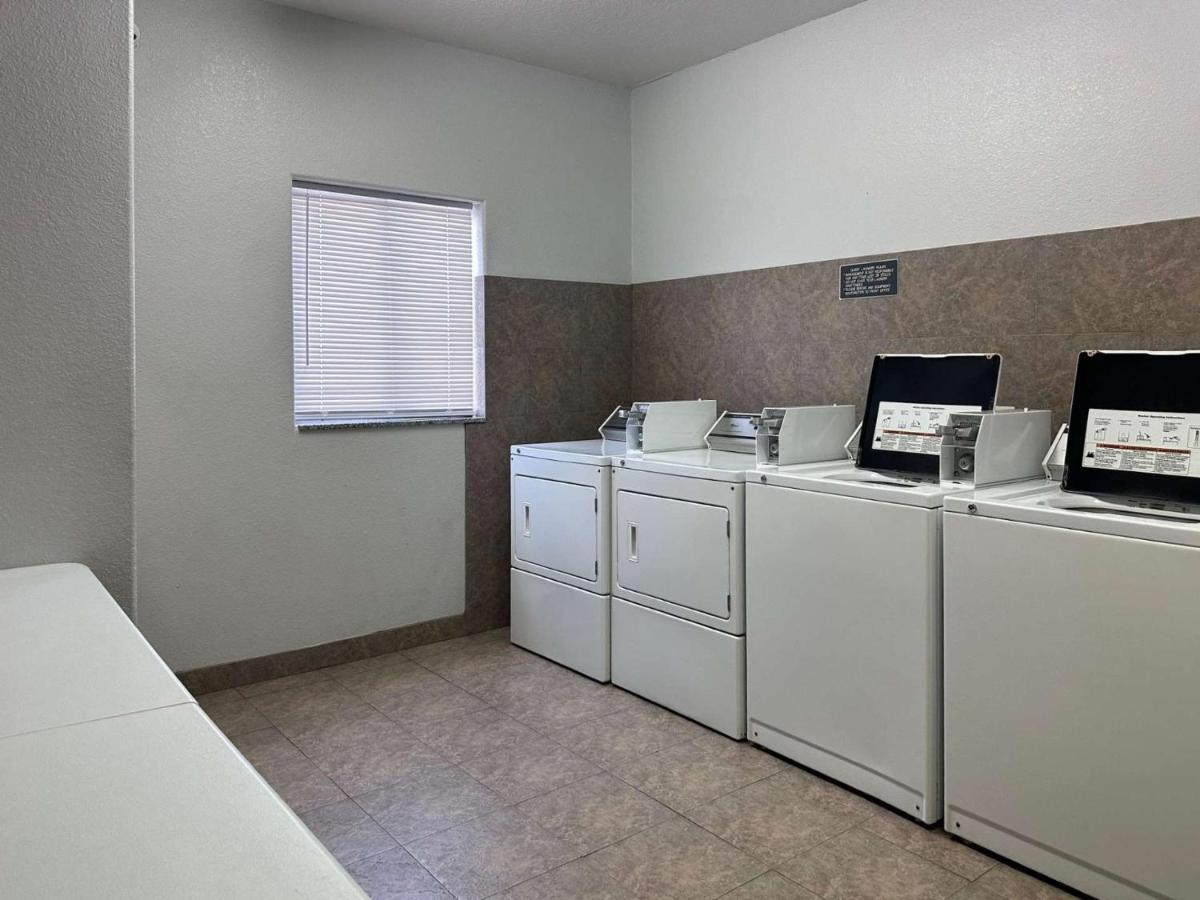 Motel 6-Mission, TX - Housity