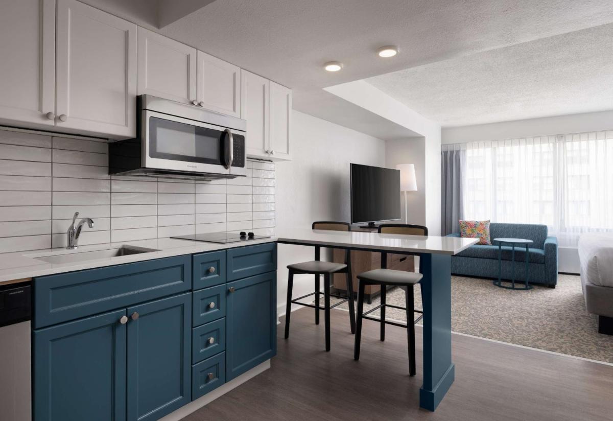 Sonesta ES Suites Chicago Downtown Magnificent Mile Medical - Housity