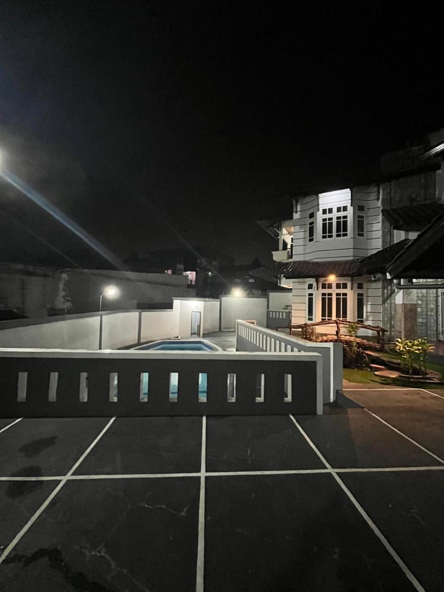 Villa saung panenjoan - Housity