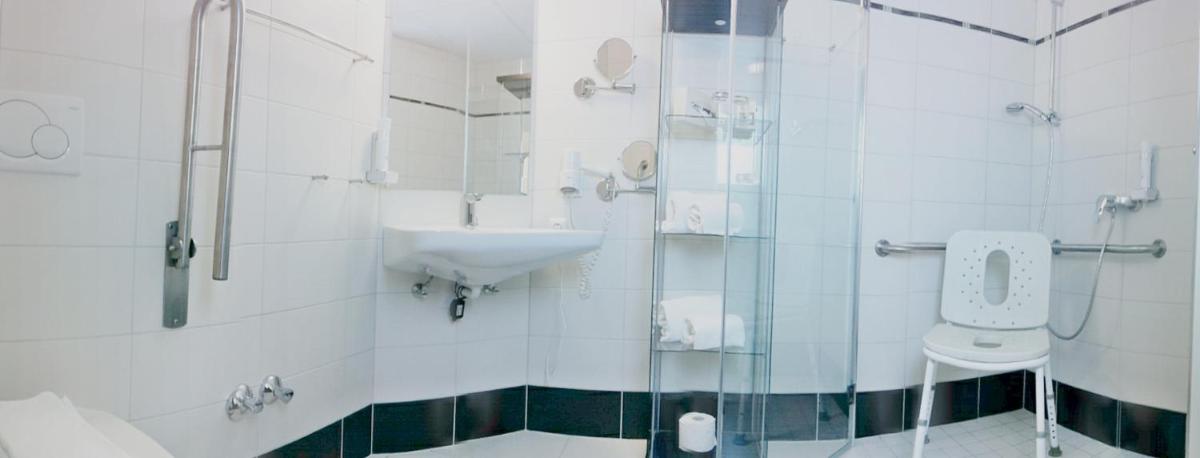 eduCARE Hotel - Housity