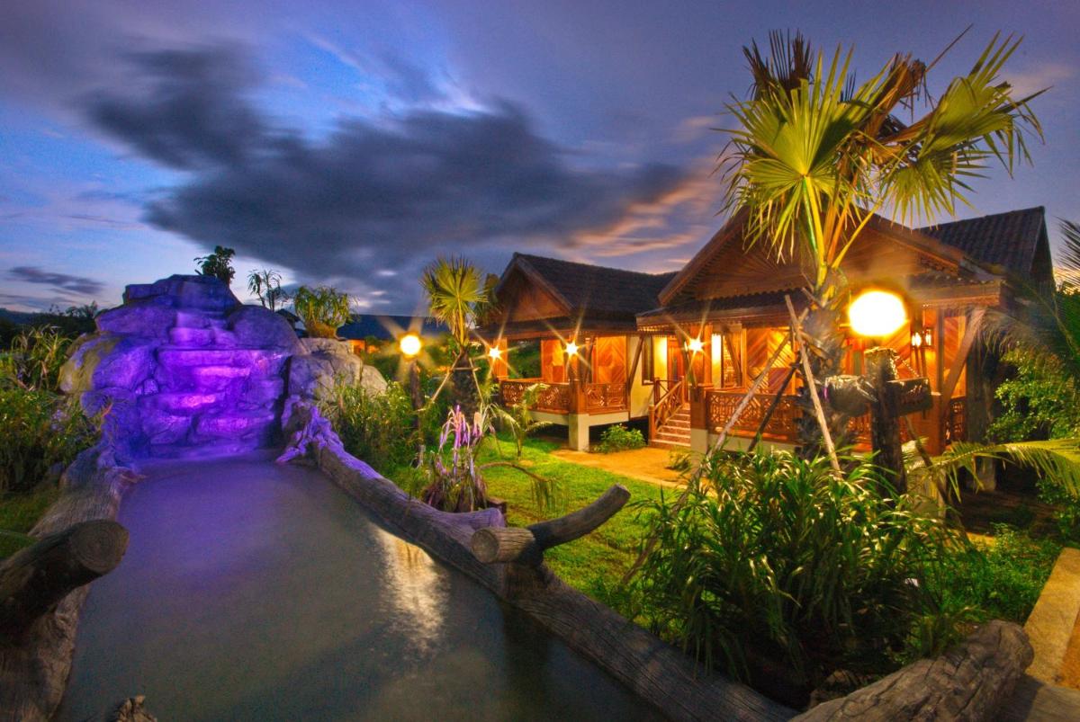 Sangsawan Palace Khaolak Resort - Housity