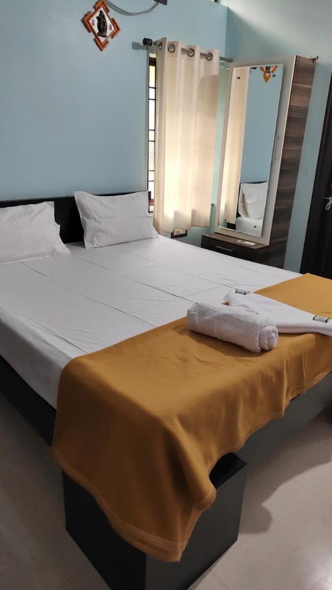 Rocky Homestay - Housity