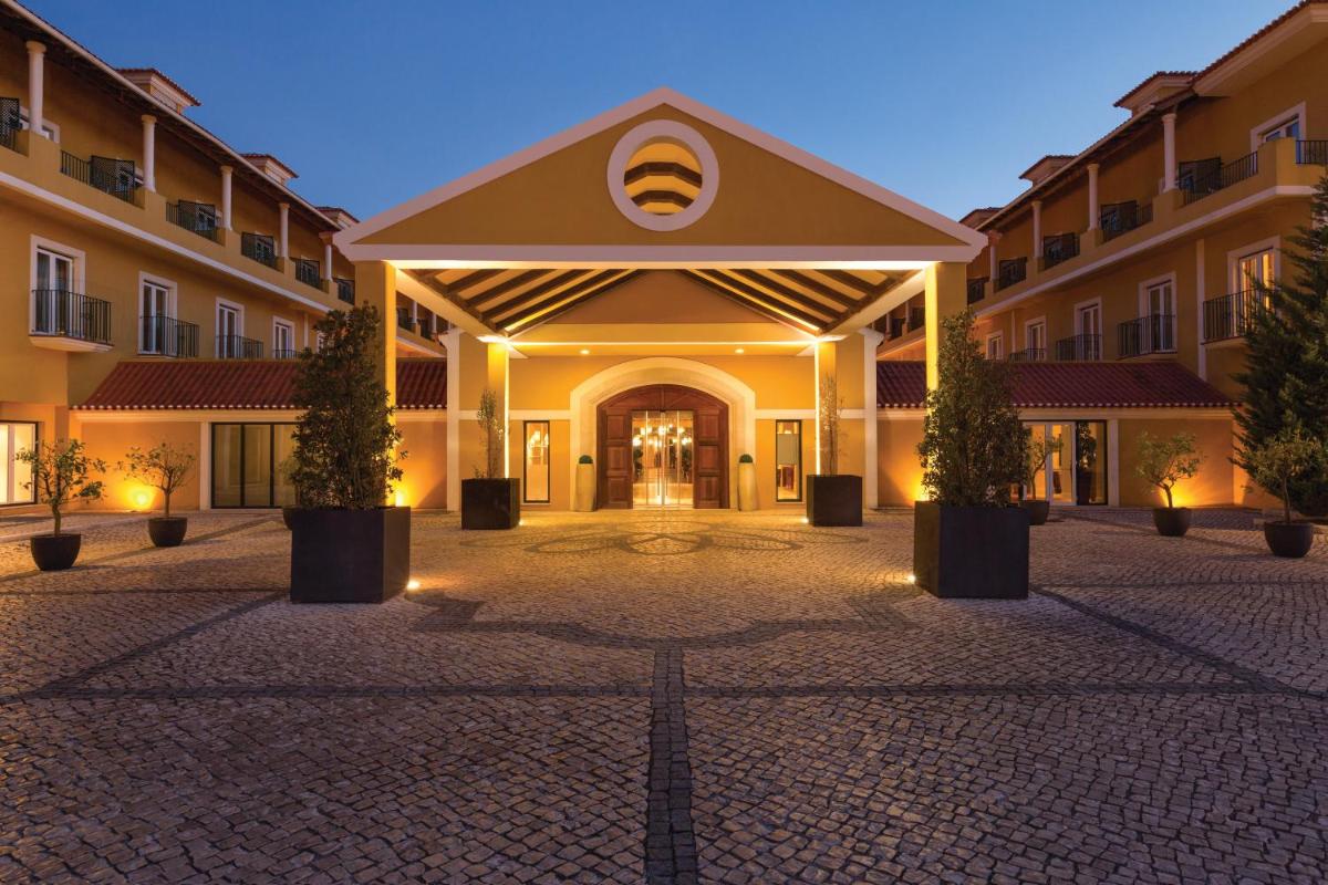 O edifício onde o resort está situado
