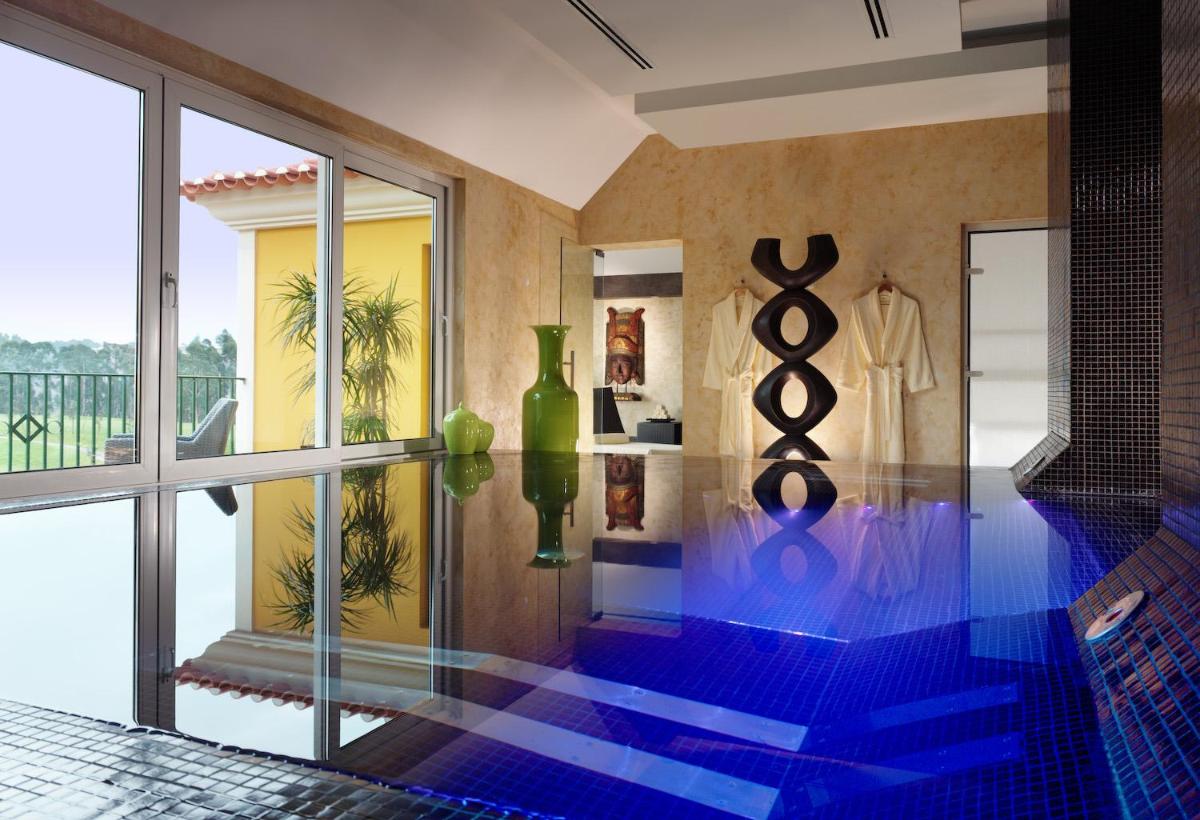 A piscina em ou perto de Dolce CampoReal Lisboa