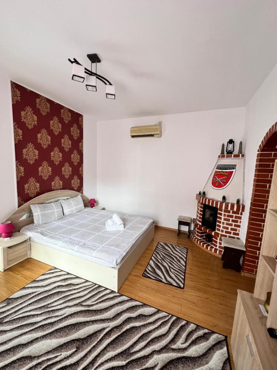 Vio's Getaway - Housity