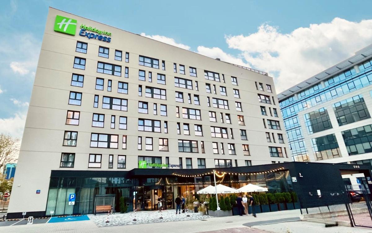 Holiday Inn Express Warsaw - Mokotow by IHG - Housity