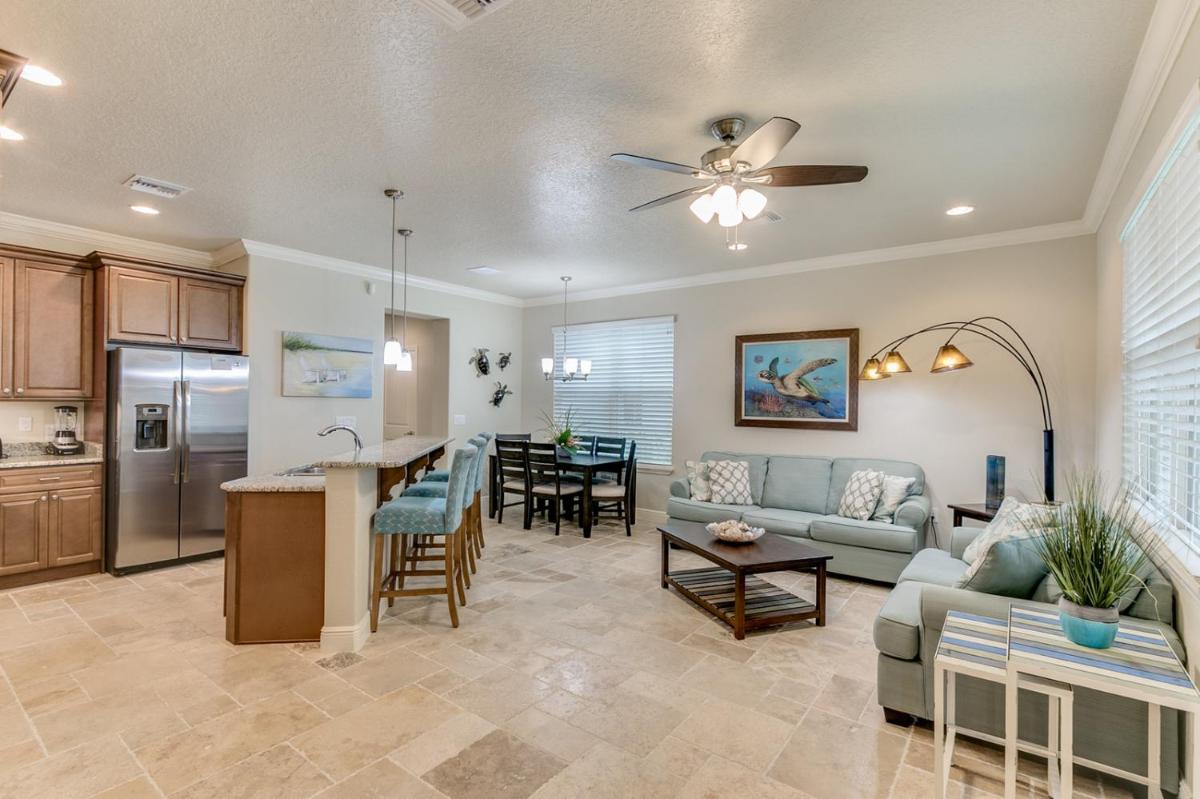 Dolphins Vacation Rental - Housity