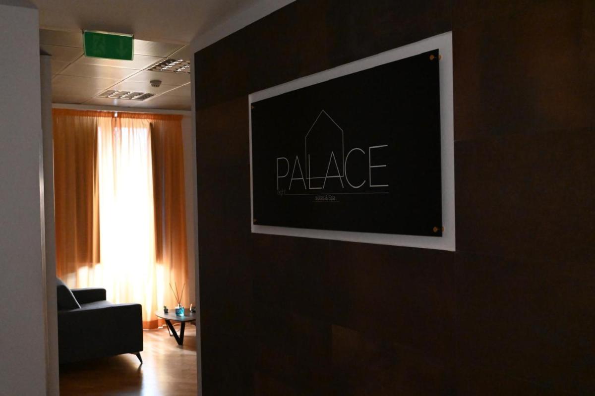 Palace Eight - Suites & Spa - Hizvo