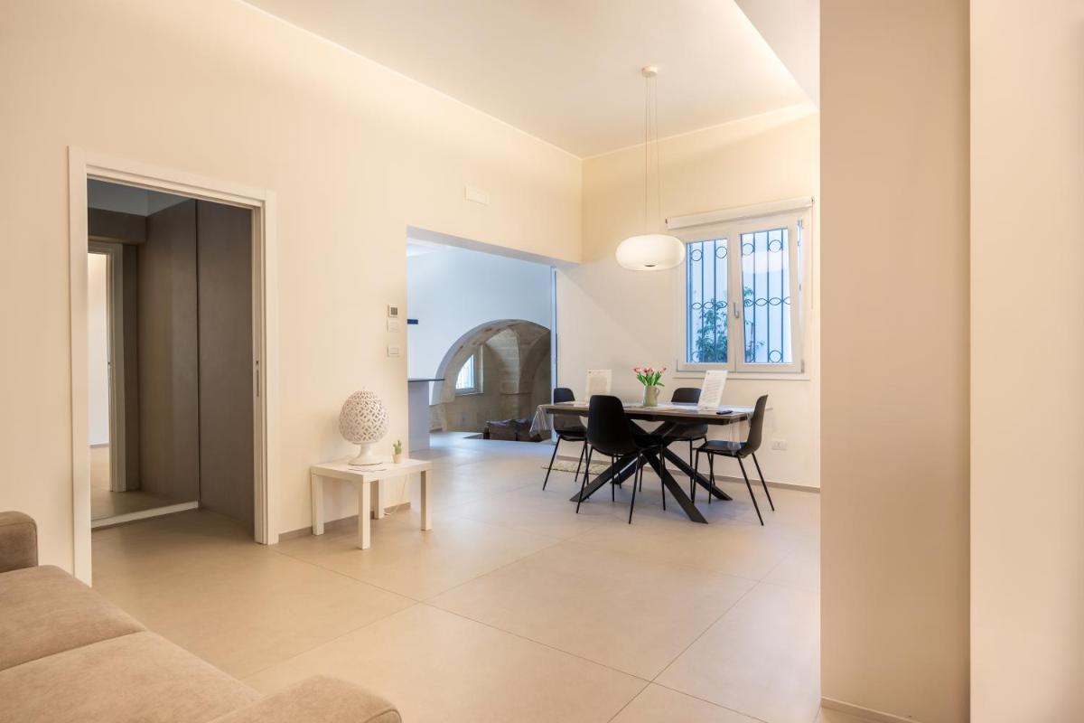 Miro Luxury Home - Housity