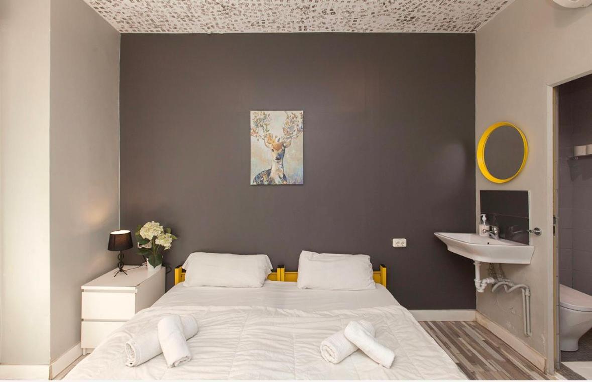 HeyLola! Hostel - Housity