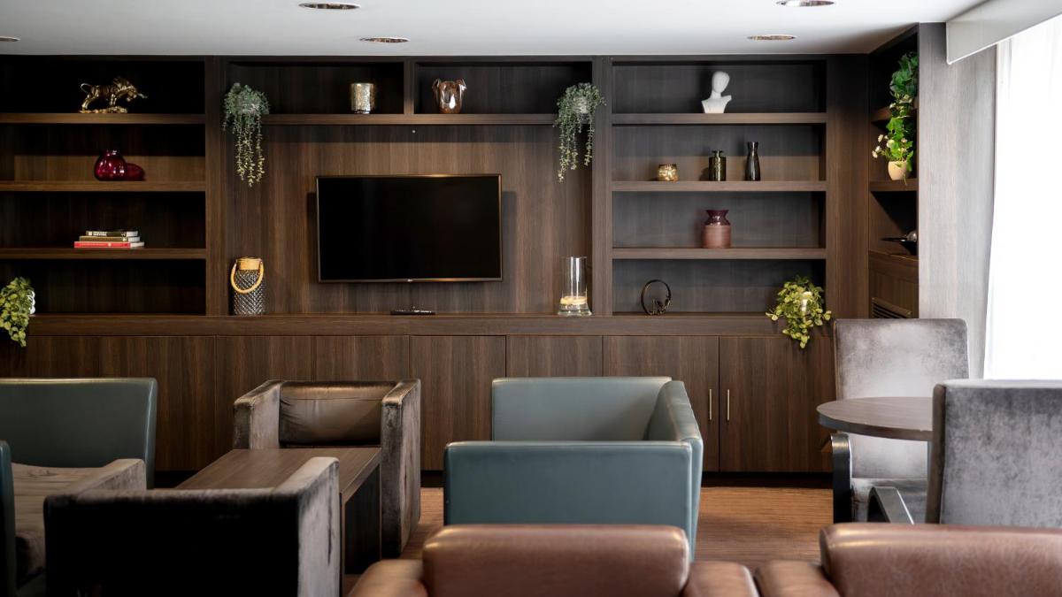 Crowne Plaza Birmingham City by IHG - Hizvo