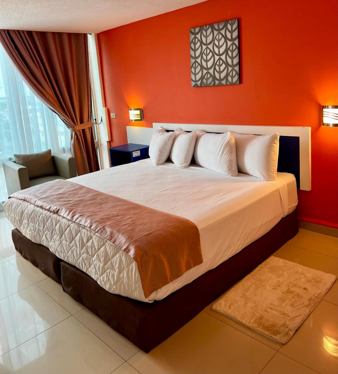 Golden Tree Hotel Belize - Housity