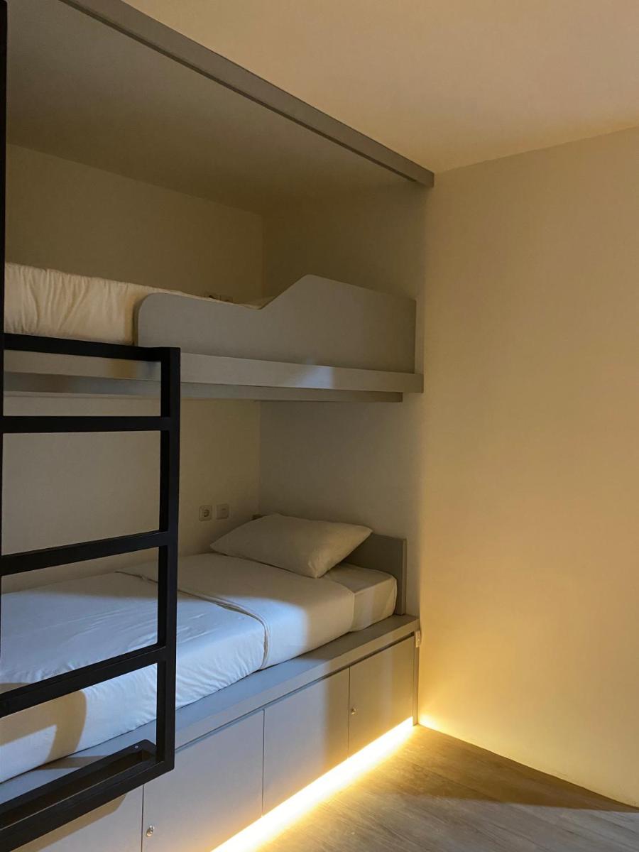 BDGBOX - Sleeping Pod di Setiabudi - Housity