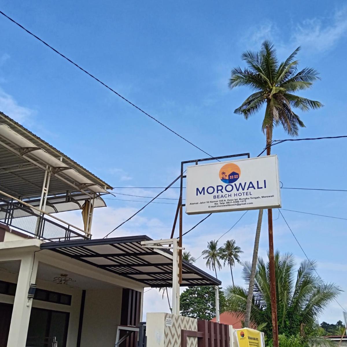 Morowali Beach Hotel - Housity