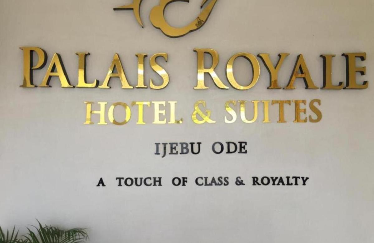 Suitetrails - PALAIS ROYALE HOTEL & SUITEs