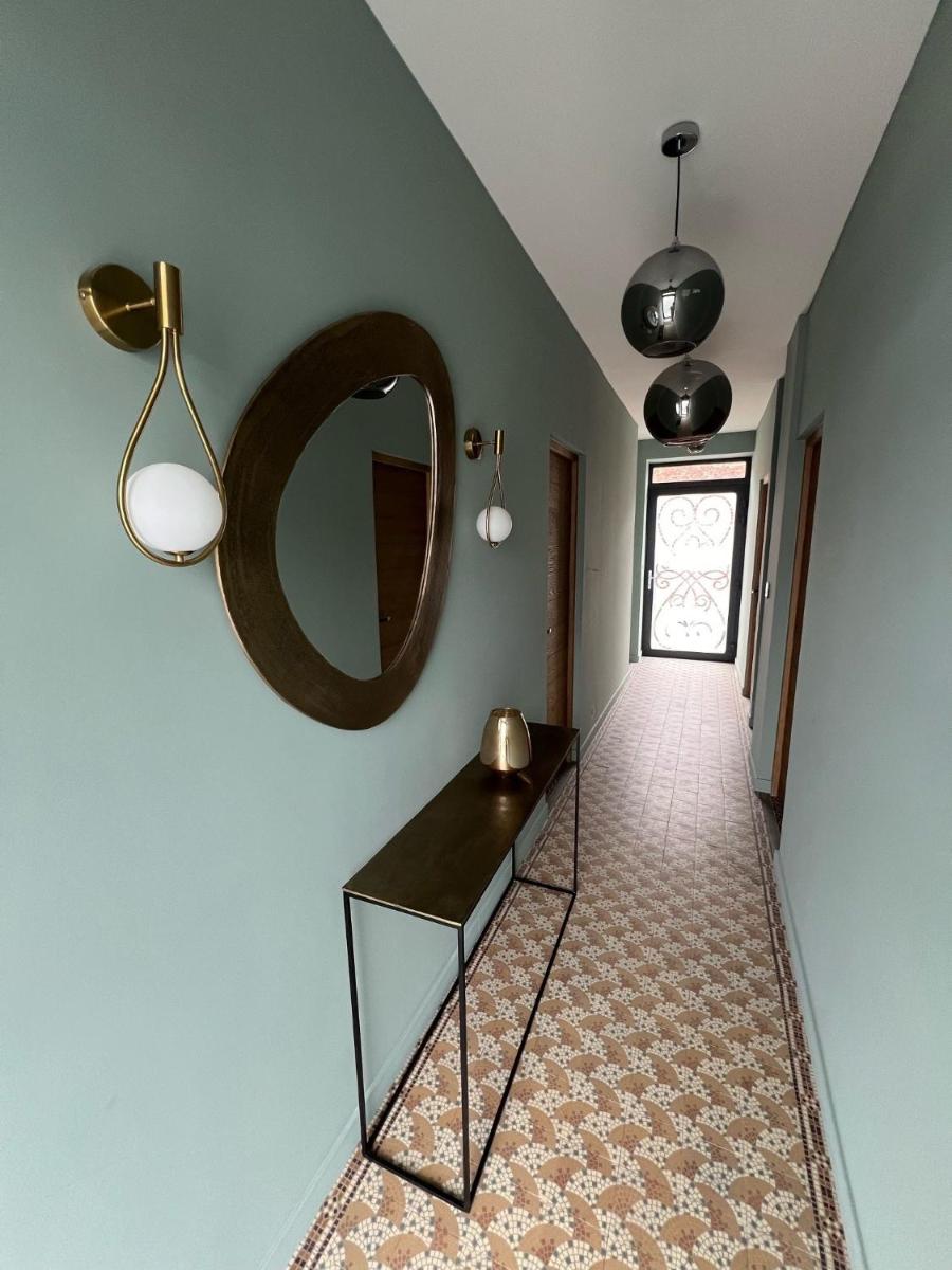 Aux Deux Tours - Housity