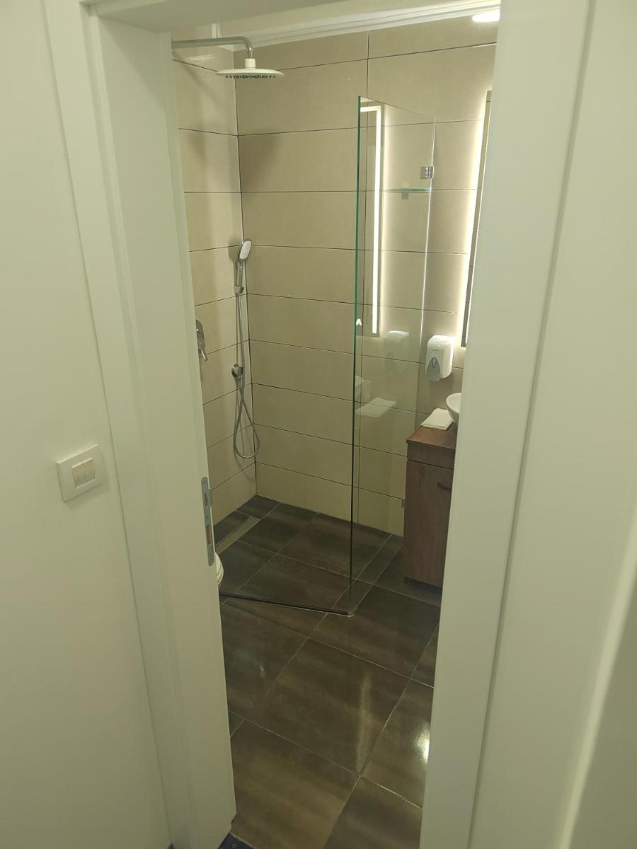 Apartments 29 - Housity