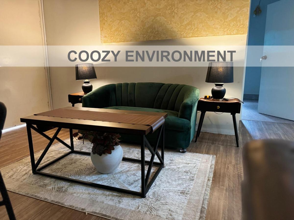Threee Bed, Two Bed, One Bed F6 Luxury Apartments - Housity
