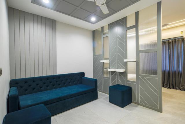 Hotel Miracle 2KM FROM MAHAKAL TEMPLE - Housity