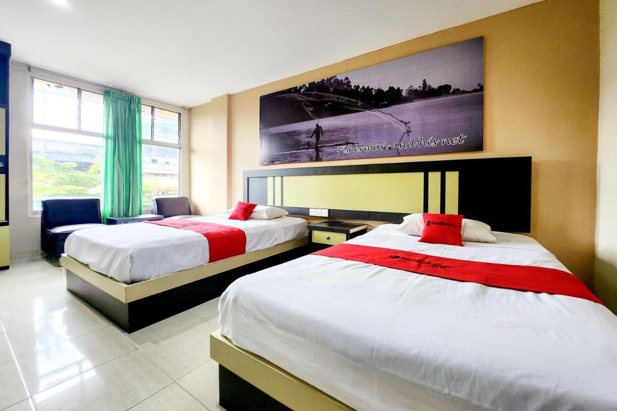 RedDoorz Near Pelabuhan Sri Bintan Pura Tanjungpinang - Housity