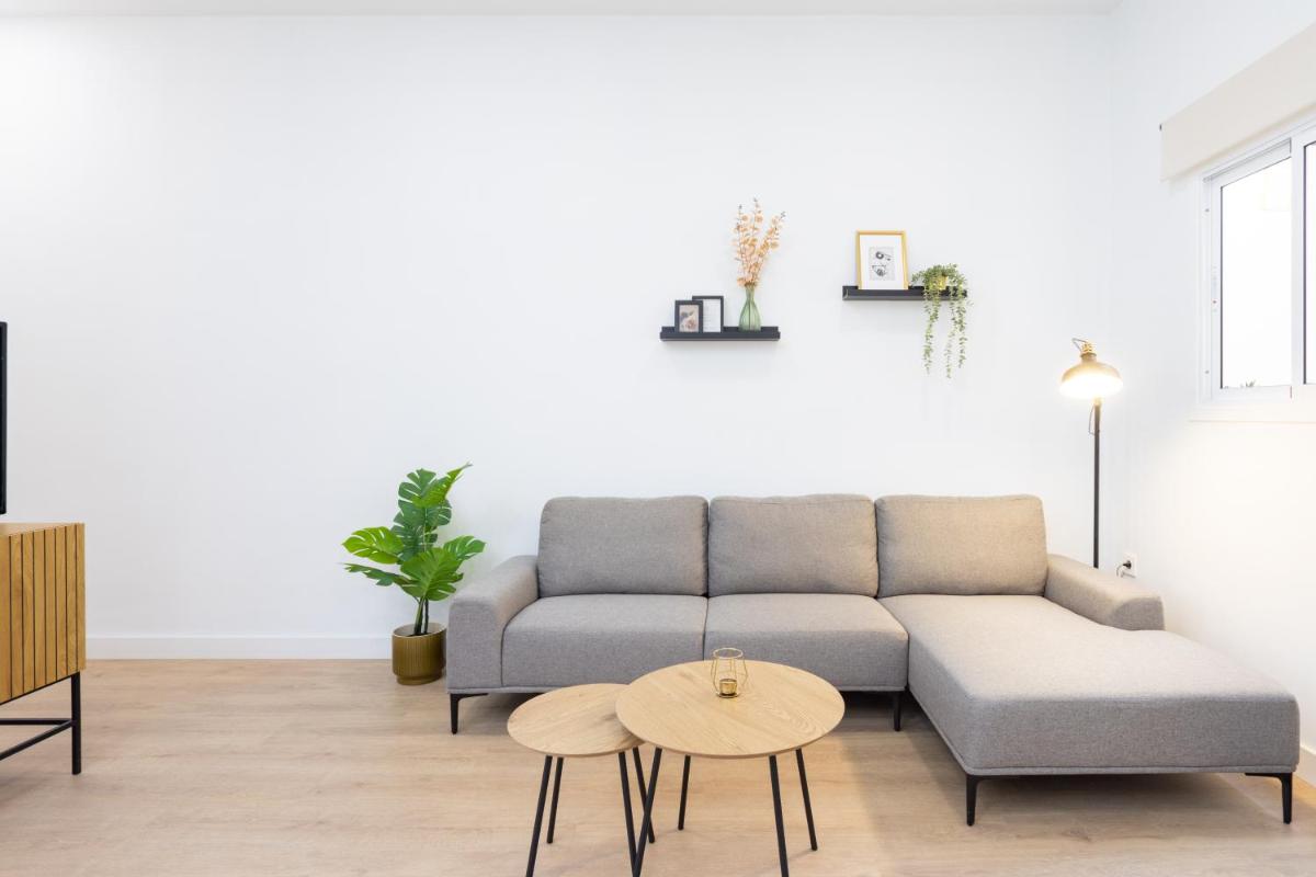 Home2Book Spacious Family Home, Santa Cruz Center - Housity