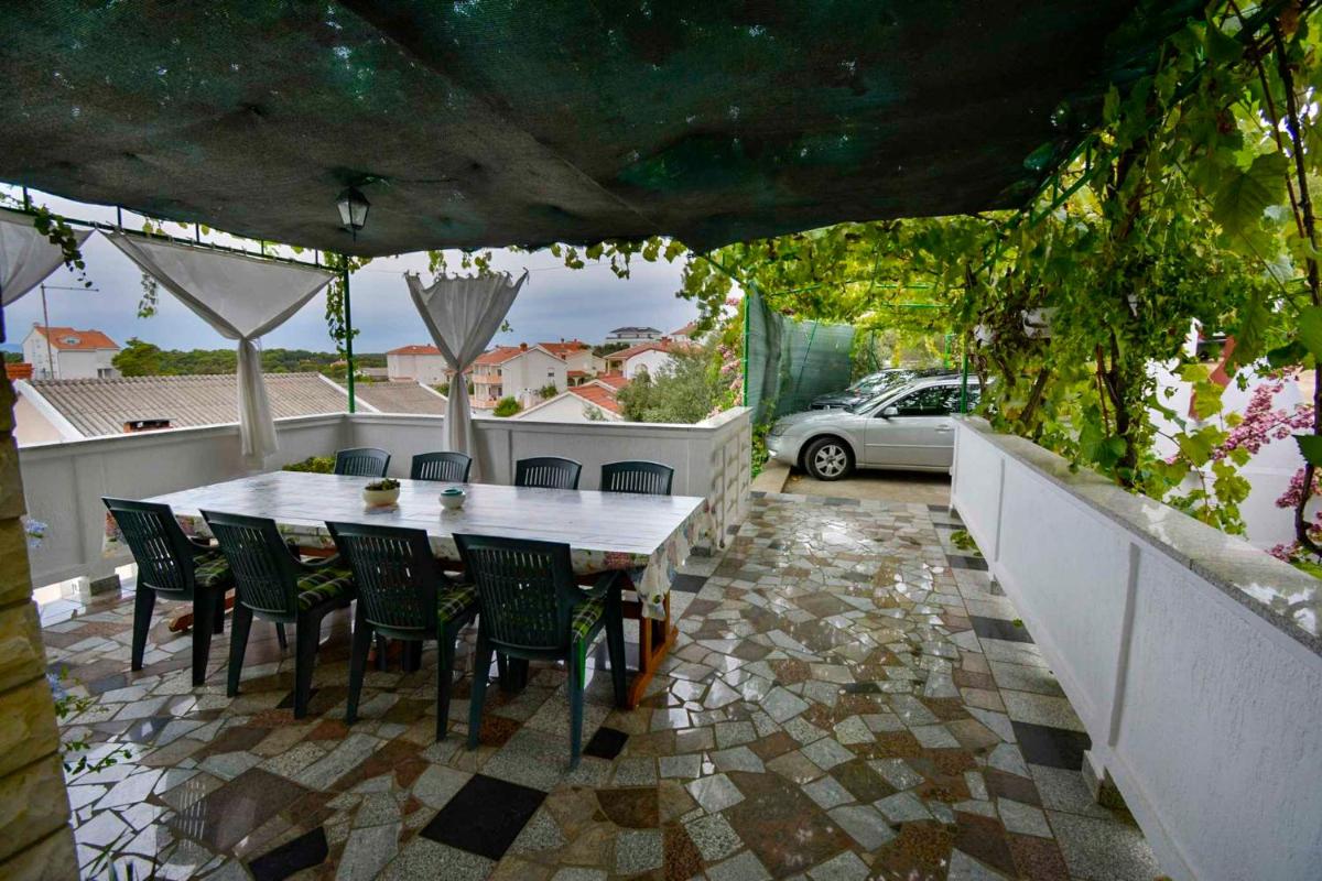 Apartment in Banjol/Insel Rab 26609 - Housity