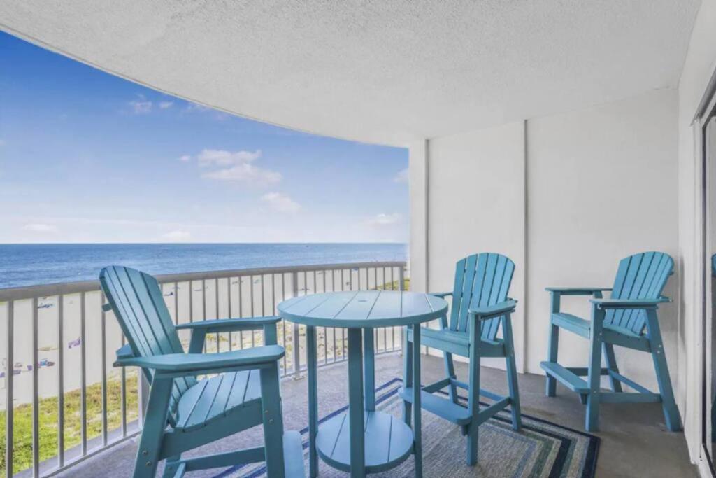 Breezy Does It Royal Palms 404 DIRECT GULF FRONT - Housity