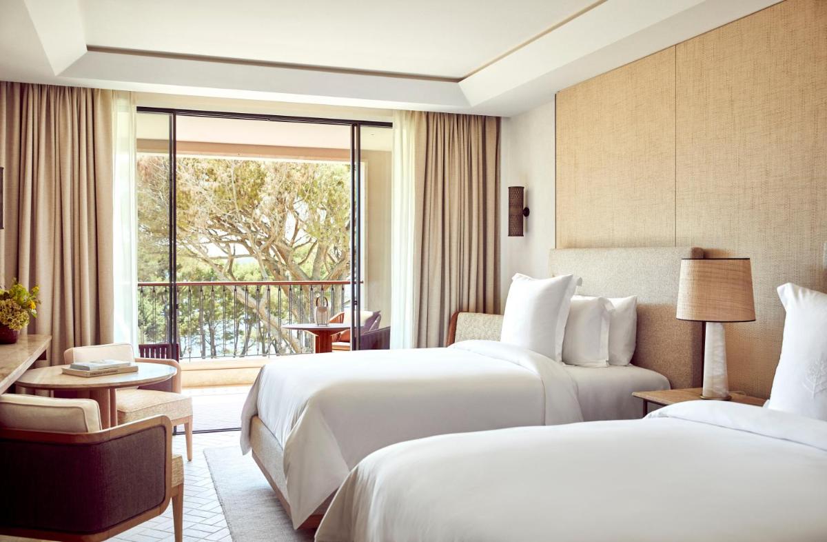 Cama o camas de una habitación en Four Seasons Resort Mallorca at Formentor
