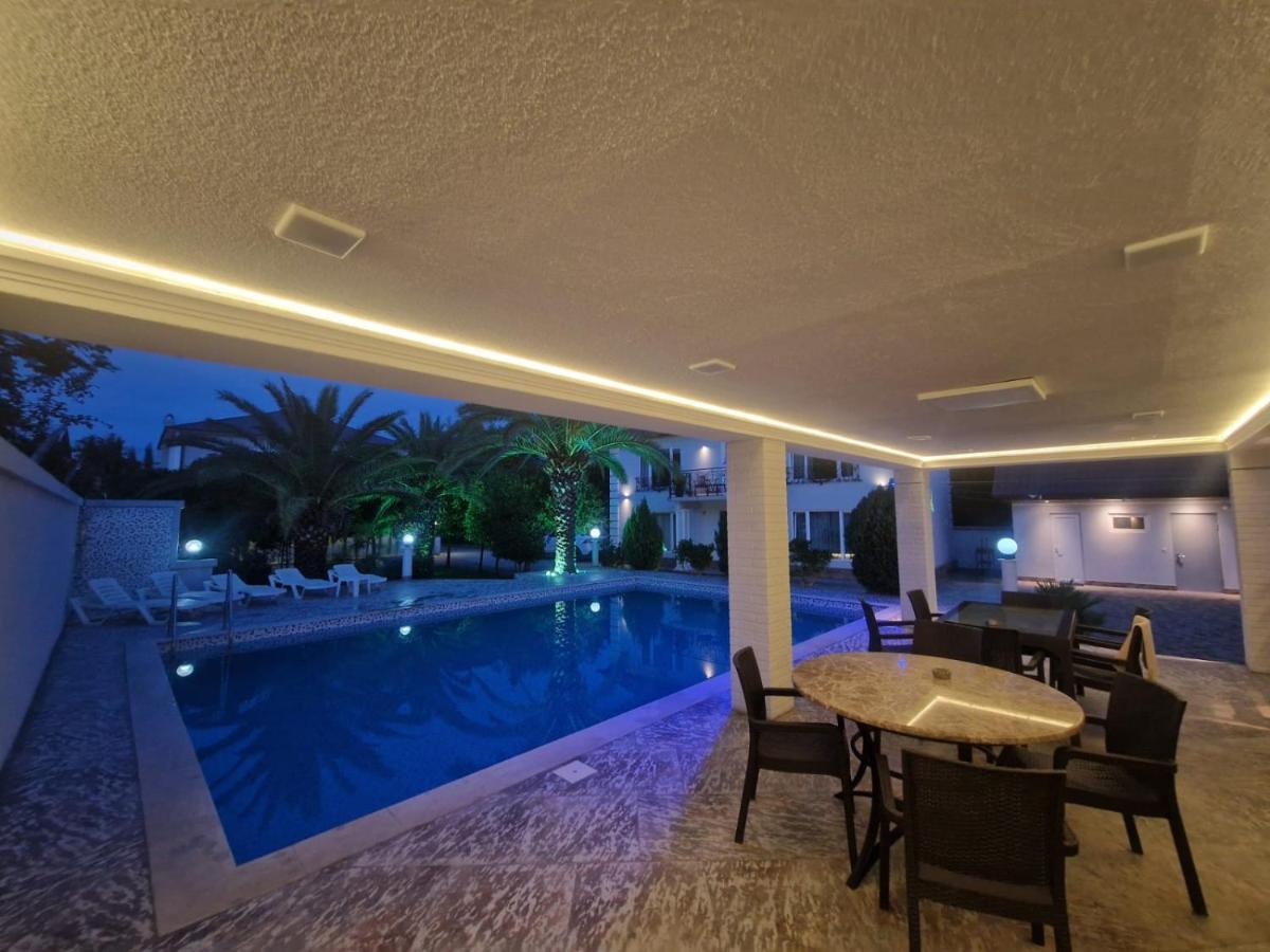White villas in Batumi - Housity