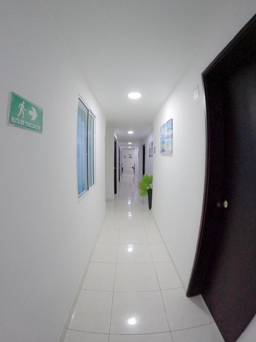 Blue Emerald Inn - Housity